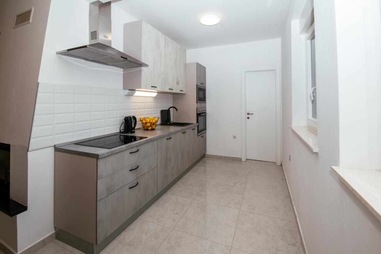 Villa Family House Moja Jube