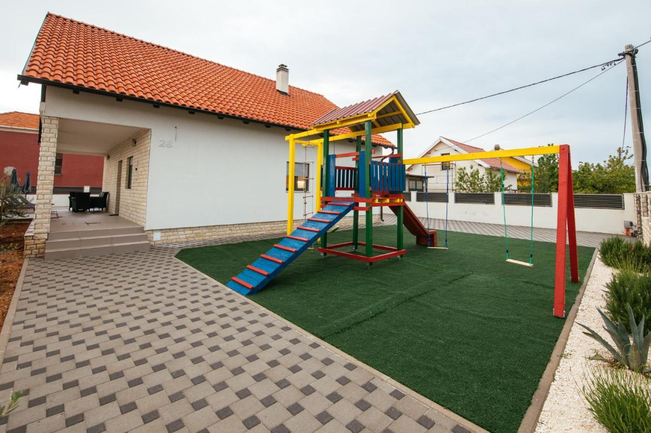 Family House Moja Jube *